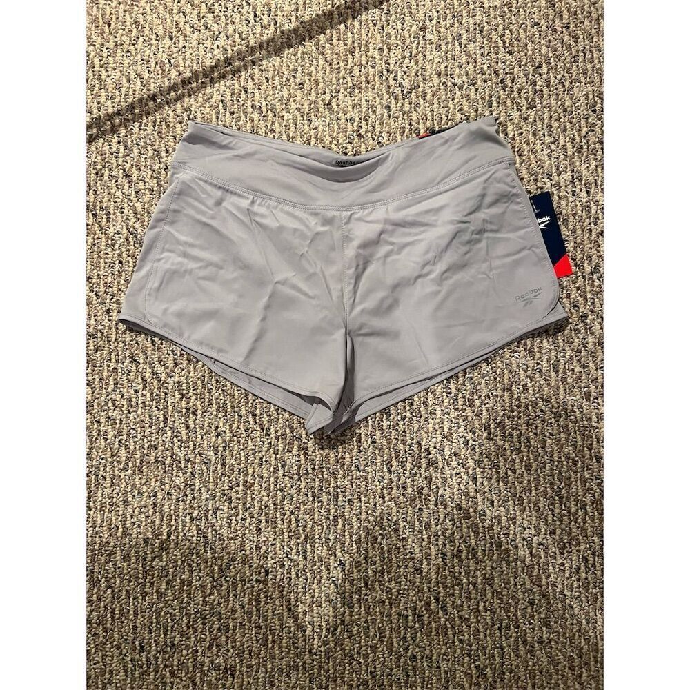 Reebok Women's Bravo Vector Slim Shorts Silver Size L Activewear - Picture 2 of 8